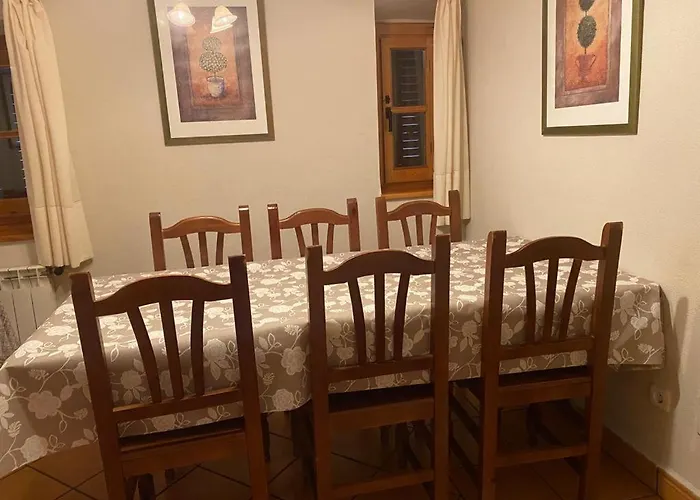 Soportales De منزل ريفي Peguerinos